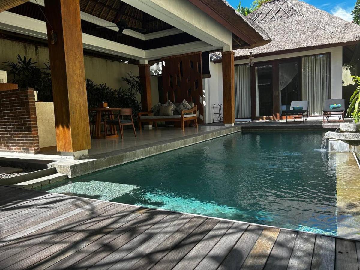 Regali Villa Canggu Buitenkant foto